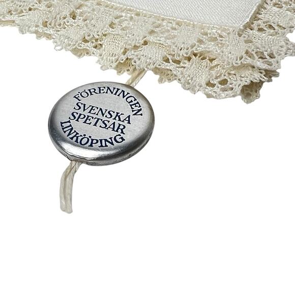 Handkerchief Sweden Vintage Ivory Beige Linen Delicate Swedish Lace Trim 8x8 - Picture 2 of 7